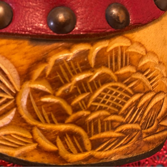 RELISTED  Vintage studded platform clogs - Picture 4 of 16